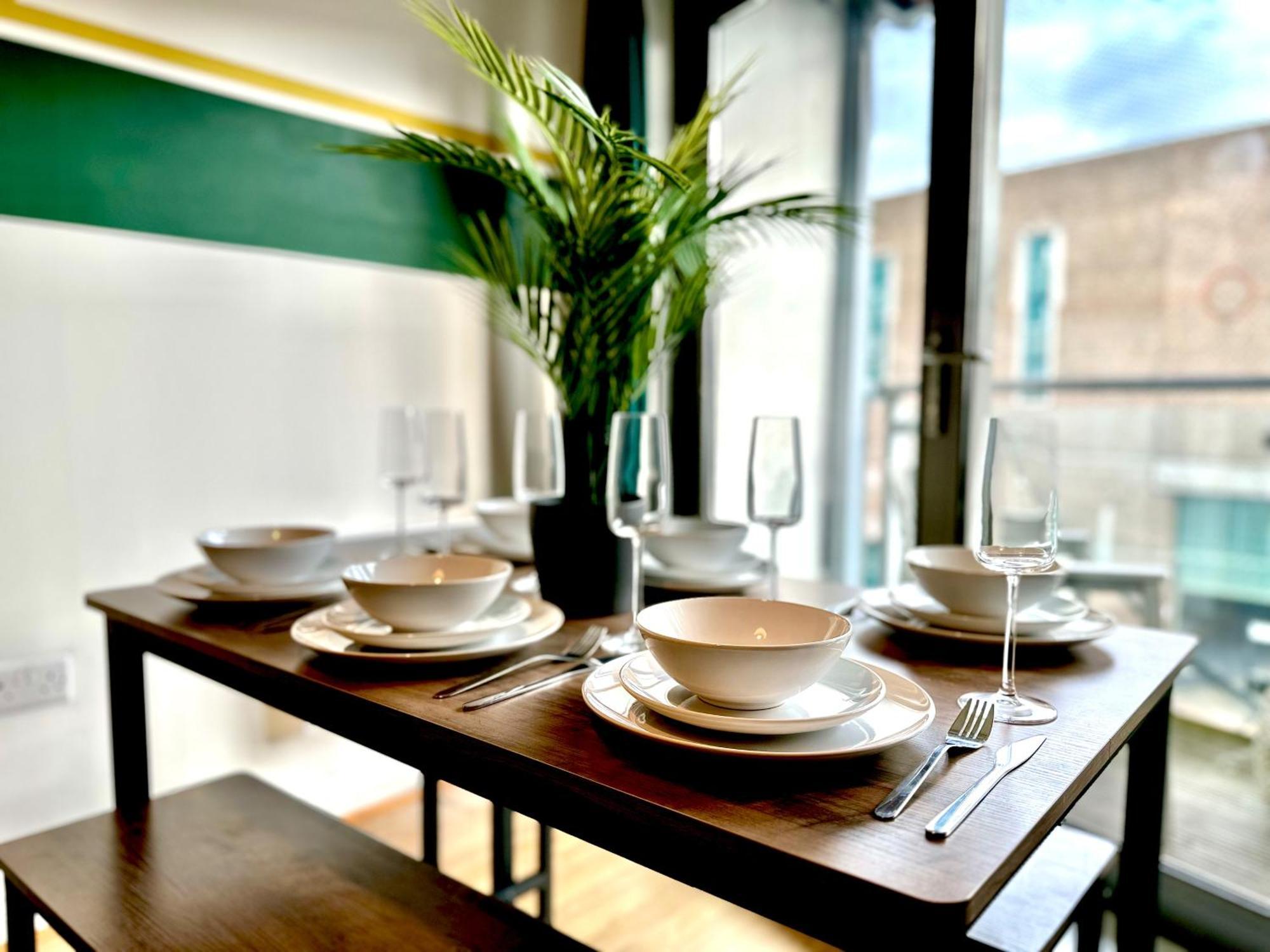 Watford Serviced Apartment, Free Parking, City Centre Watford (Hertfordshire) Exterior foto